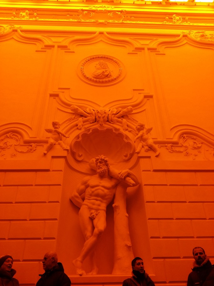 Der Herkules im barocken Stiegenhaus