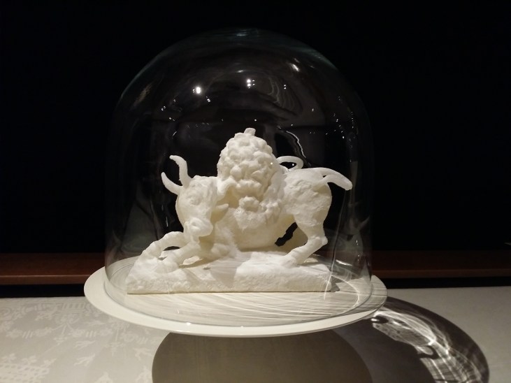 Zuckerskulpturen als Dekoration auf fürstlichen Tafeln sind natürlich nicht erhalten geblieben - hier eine Nachbildung, in der Toskana für die Ausstellung gefertigt