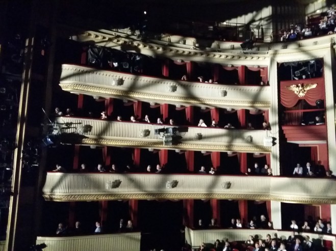 Der schönste Effekt des Abends: Licht-/Schatteneffekte im Zuschauerraum